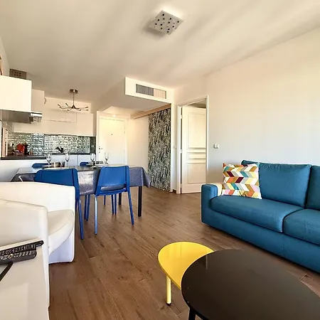 Les Rives Bleus Apartment